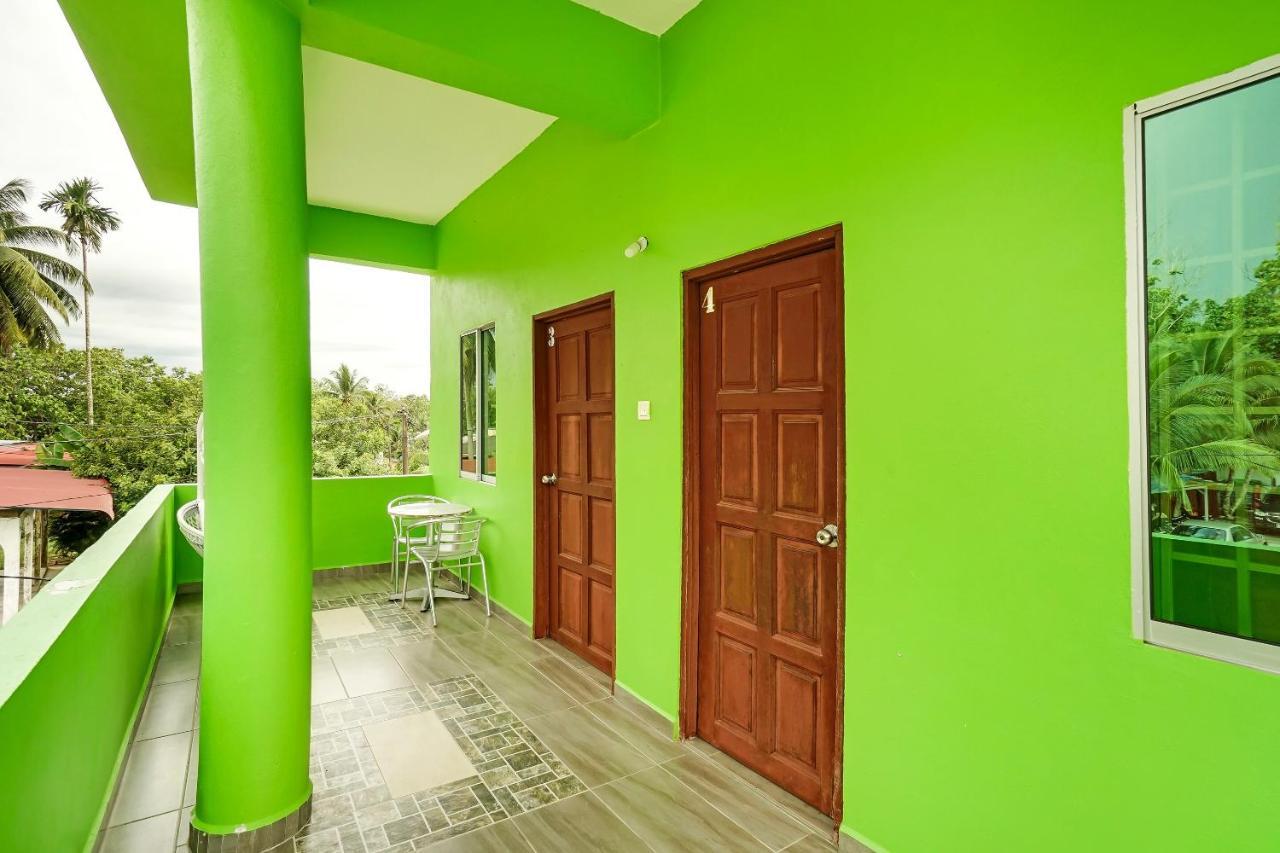 Oyo 90462 Padang Besar Green Inn エクステリア 写真