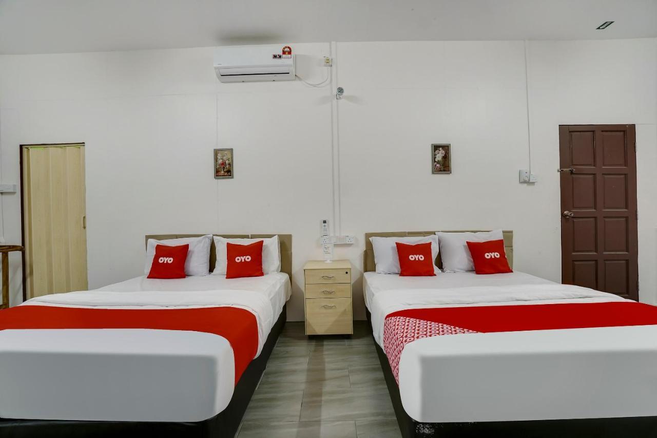 Oyo 90462 Padang Besar Green Inn エクステリア 写真