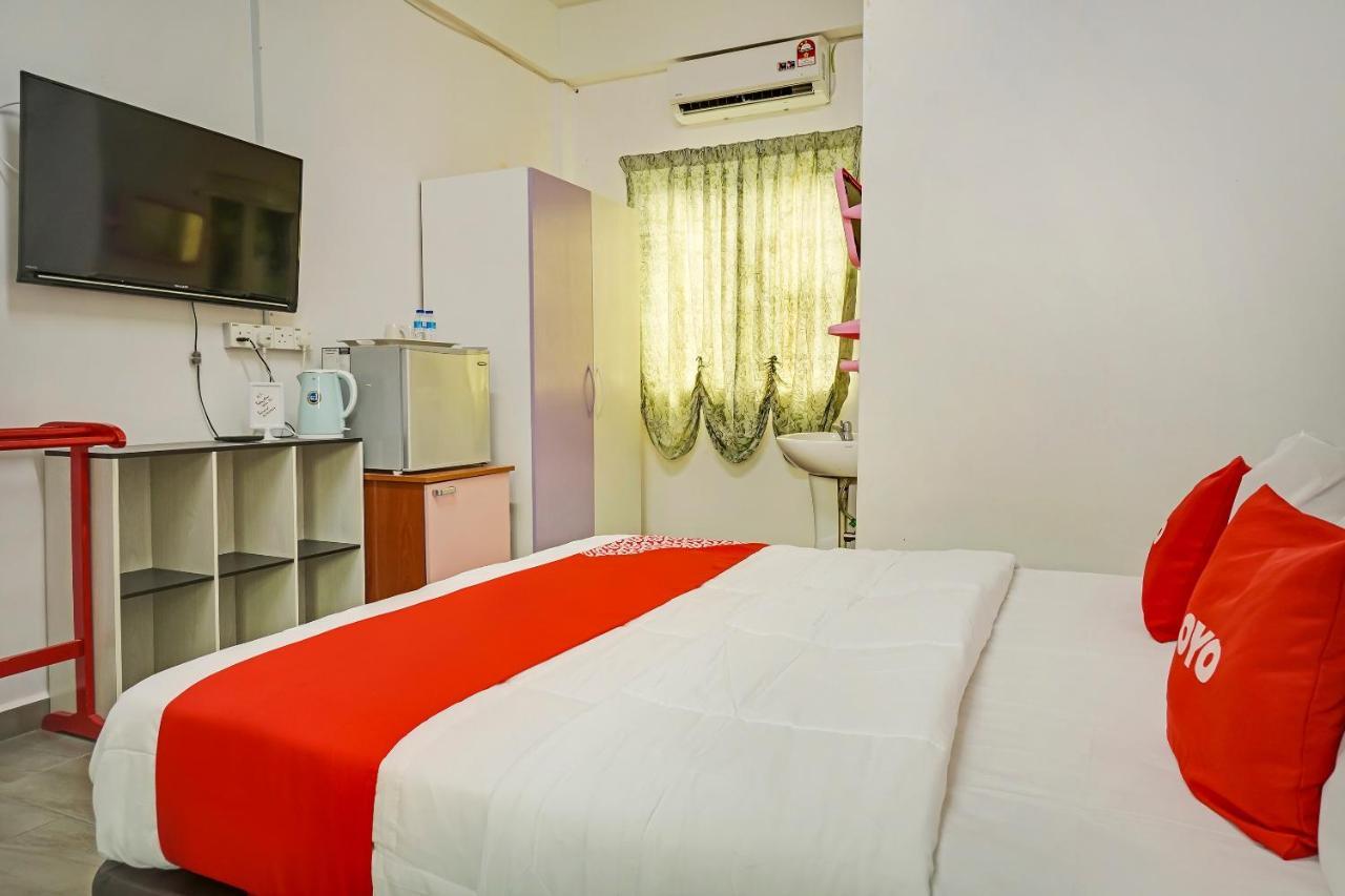 Oyo 90462 Padang Besar Green Inn エクステリア 写真