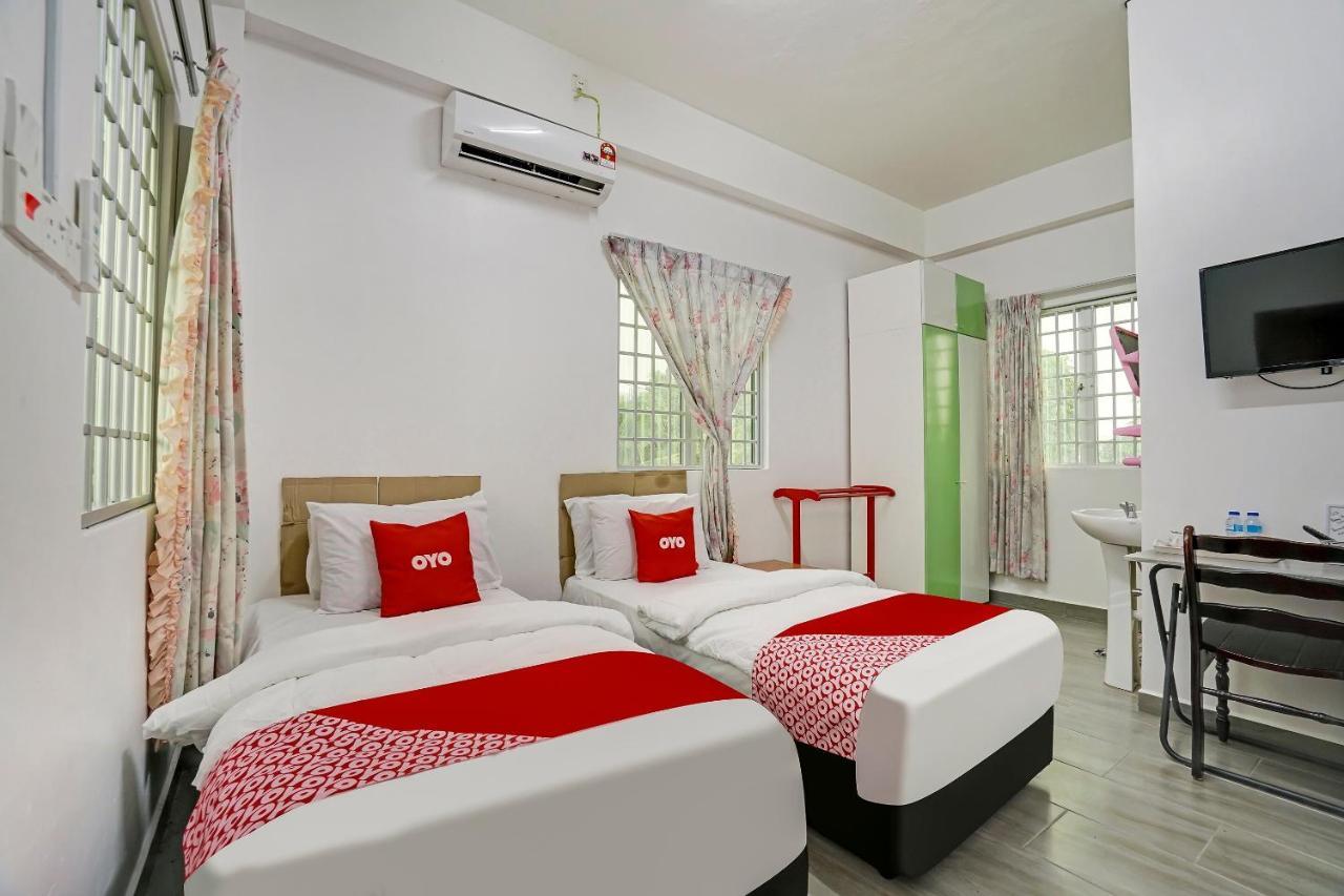 Oyo 90462 Padang Besar Green Inn エクステリア 写真